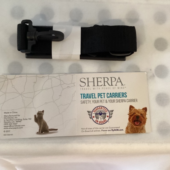Sherpa Never Used Black Small Pet Carrier - Picture 6 of 7